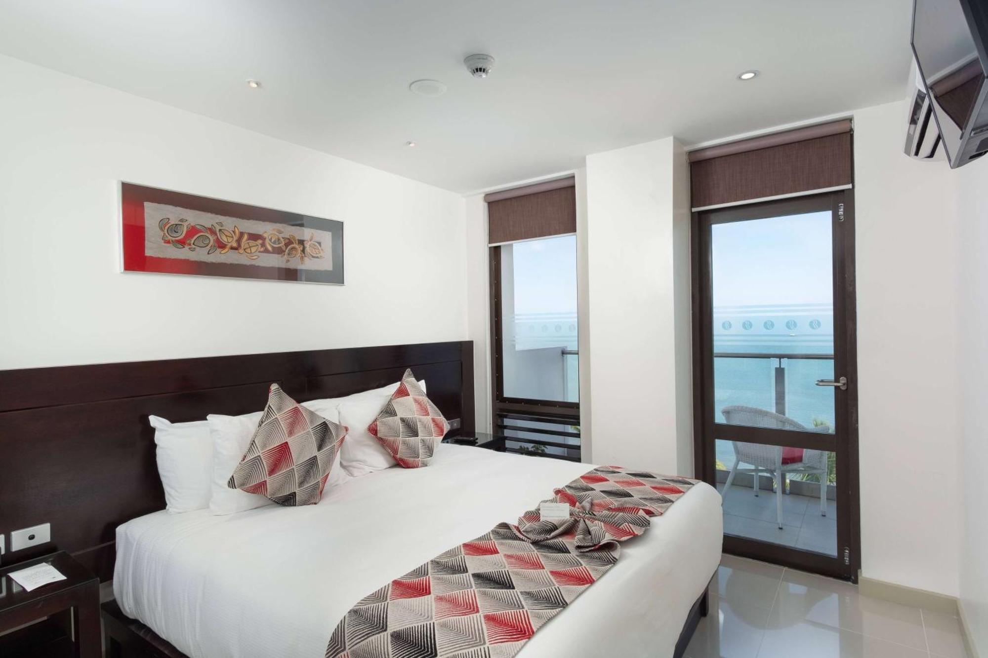 Ramada Suites Beach Resort Fiji Nadi Exterior foto