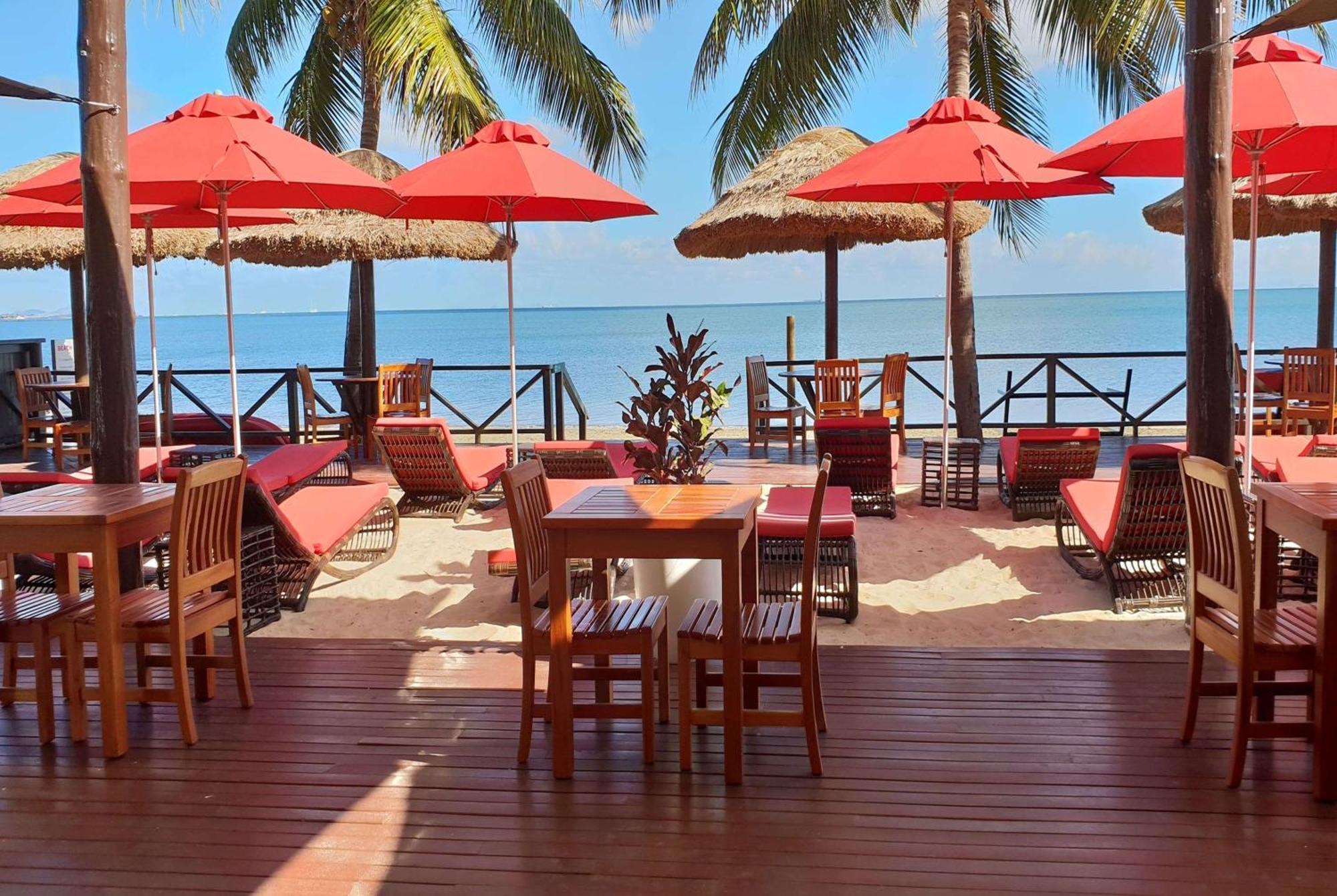 Ramada Suites Beach Resort Fiji Nadi Exterior foto