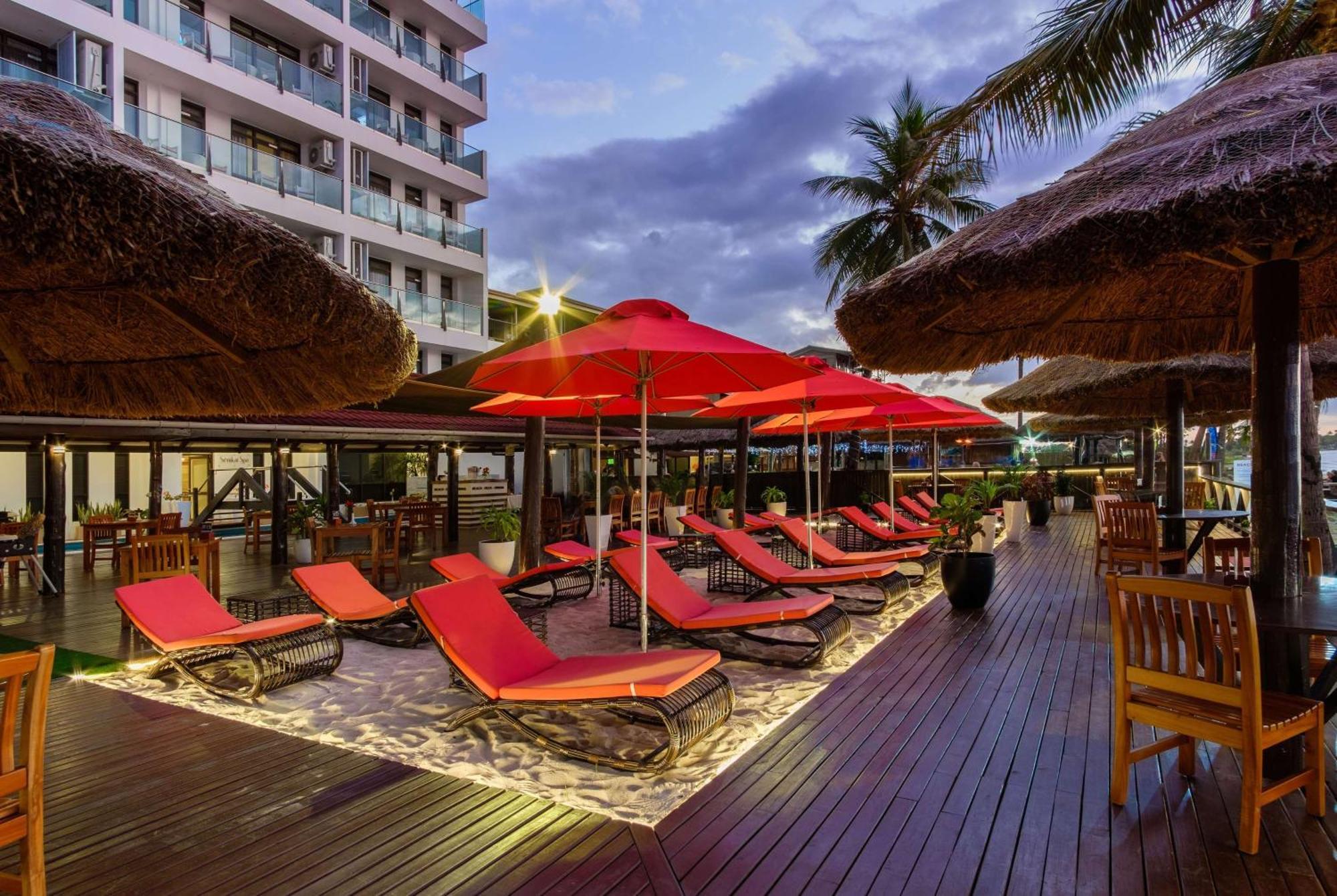 Ramada Suites Beach Resort Fiji Nadi Exterior foto