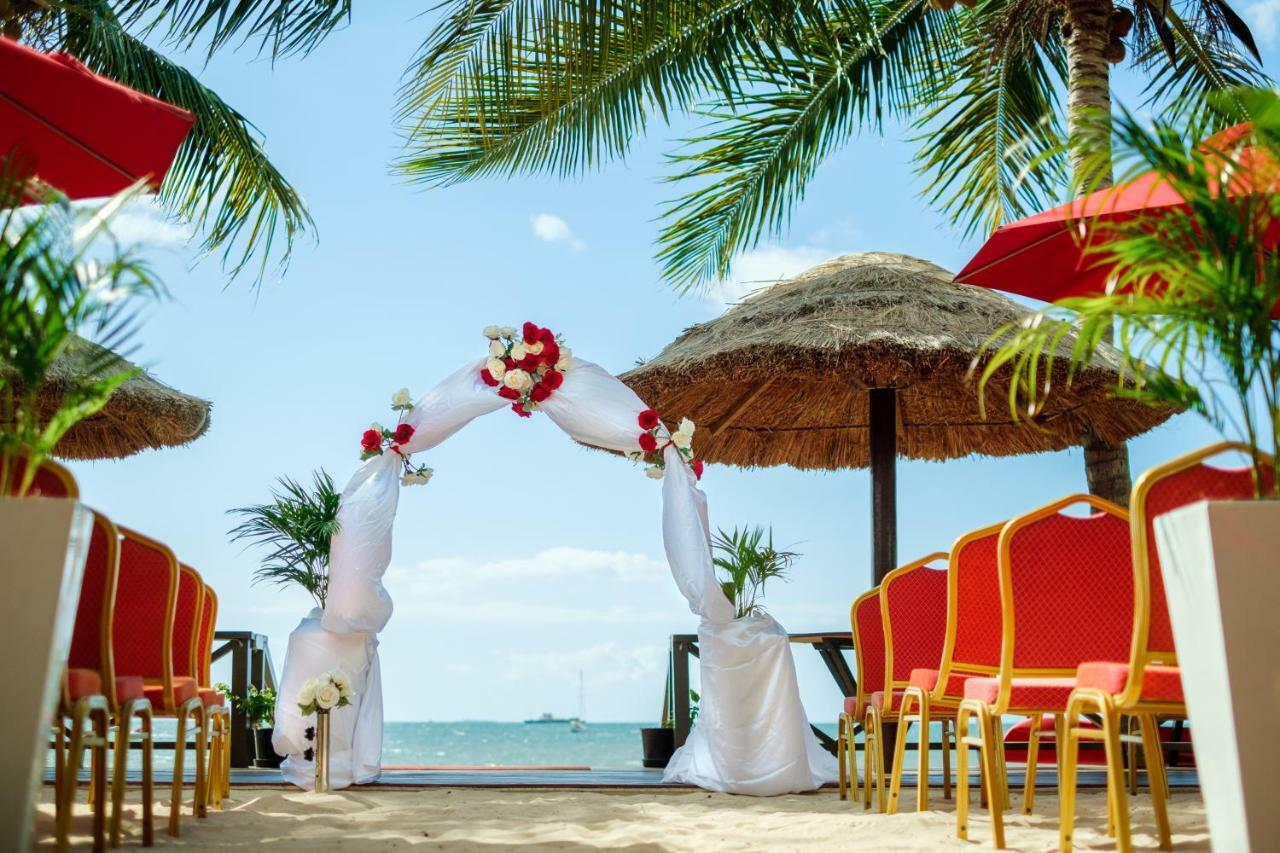 Ramada Suites Beach Resort Fiji Nadi Exterior foto
